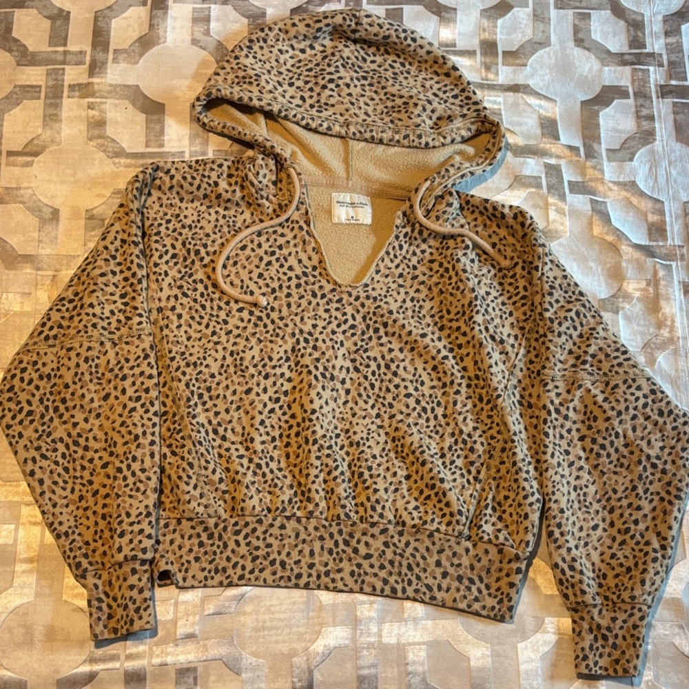 Abercrombie & Fitch Leopard Print V-Neck Hooded Sweater - Tan & Black